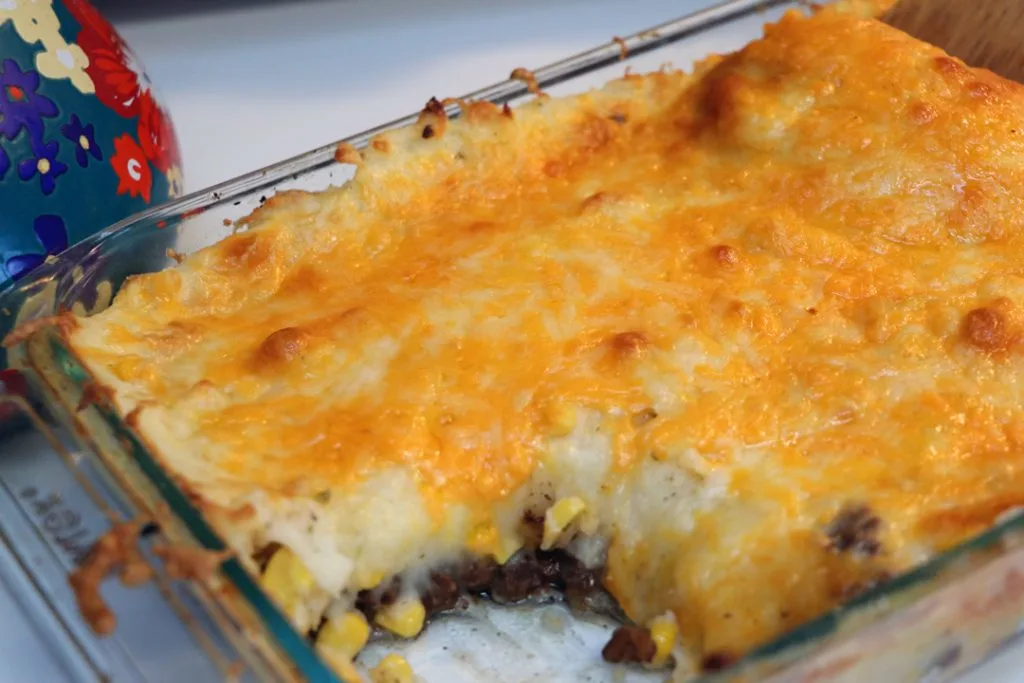 https://www.thecoffeemom.net/wp-content/uploads/2020/04/Easy-Shepards-Pie-1024x683.jpg.webp