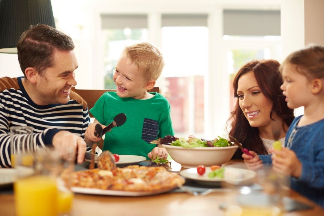 How to Make Mealtimes More of a Family Affair — The Coffee Mom