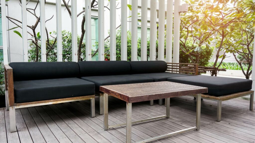 Outdoor Sofas And Sectionals