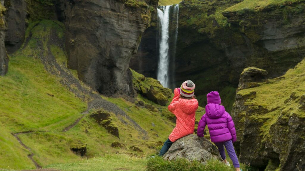 Unleashing History's Secrets on School Holiday Excursions