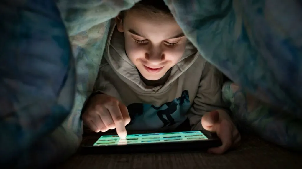 Why Talk about Online Safety with Your Child 