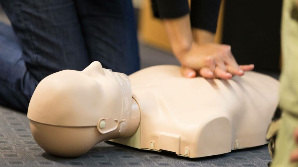 how-to-choose-cpr-course