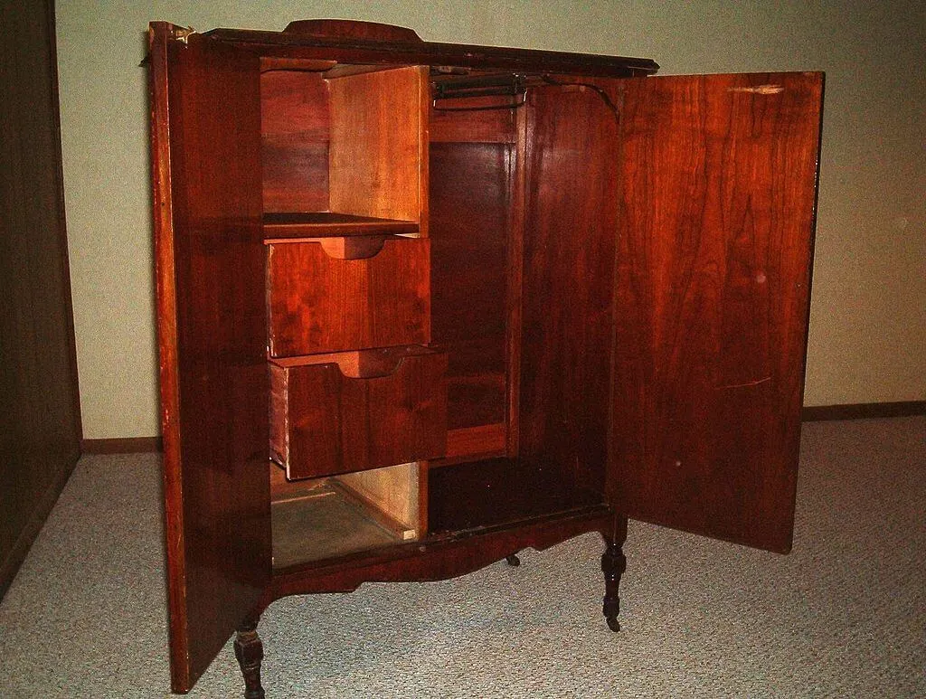 How to Refinish an Old Chifferobe with Your Kids’ Help