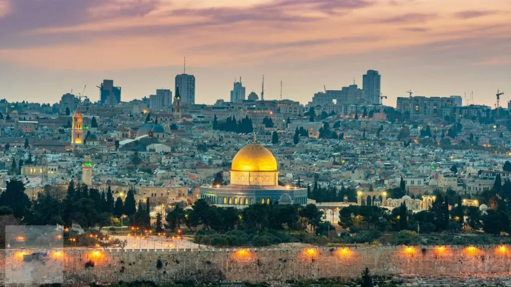 Best Time to Visit the Holy Land Seasonal Travel Guide