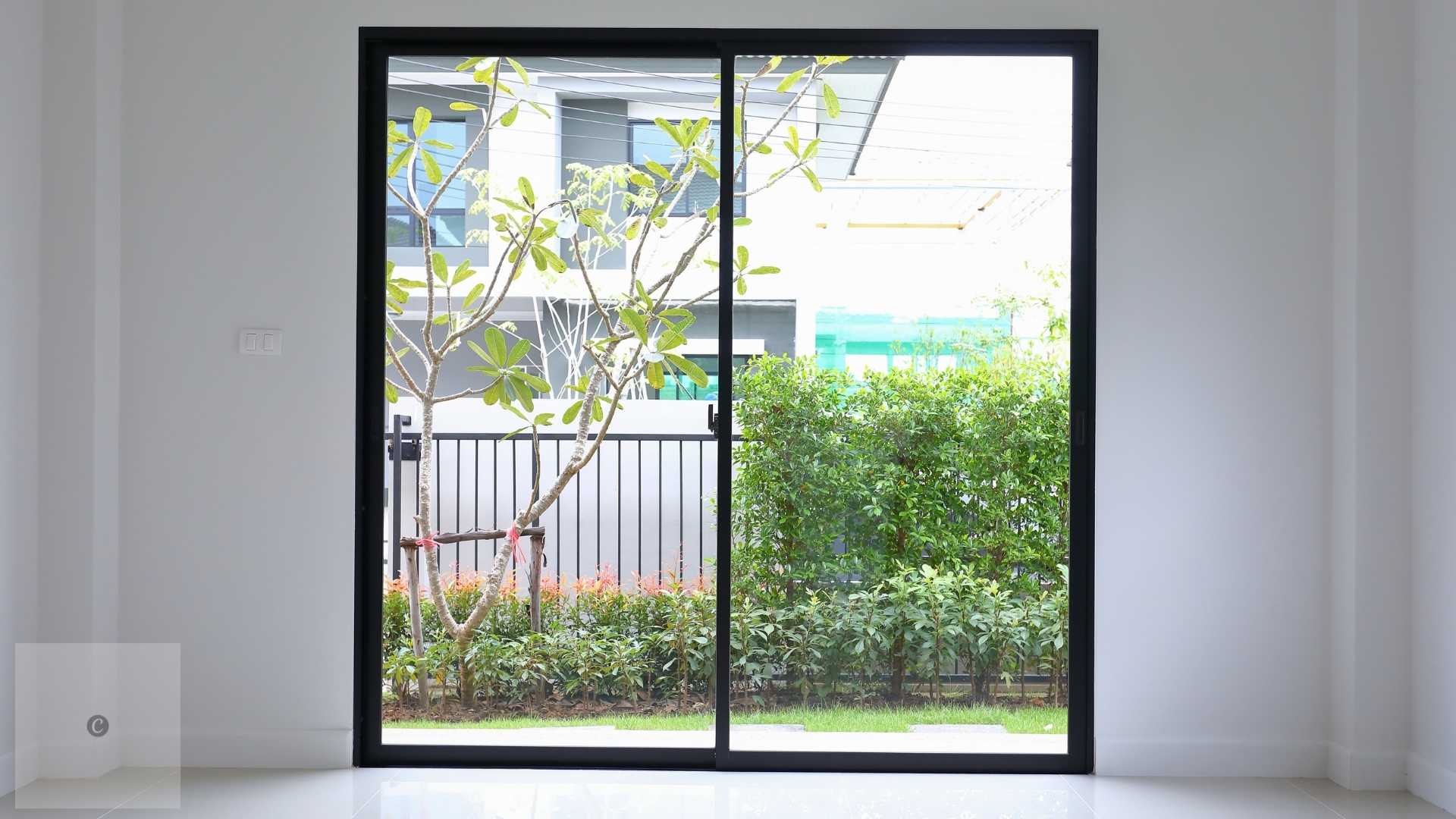 aluminium sliding doors