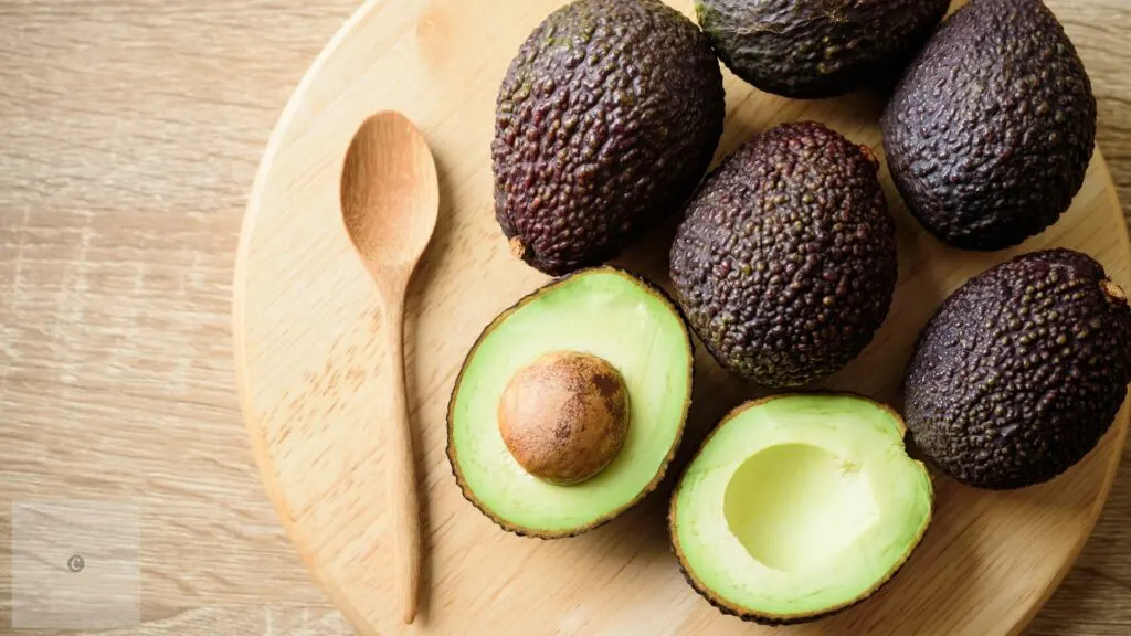 Avocado superfoods for moms