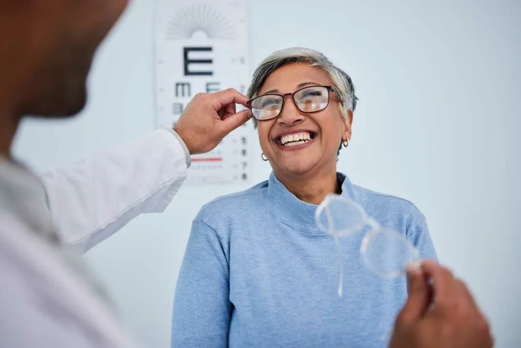 regular-eye-exams-for-seniors