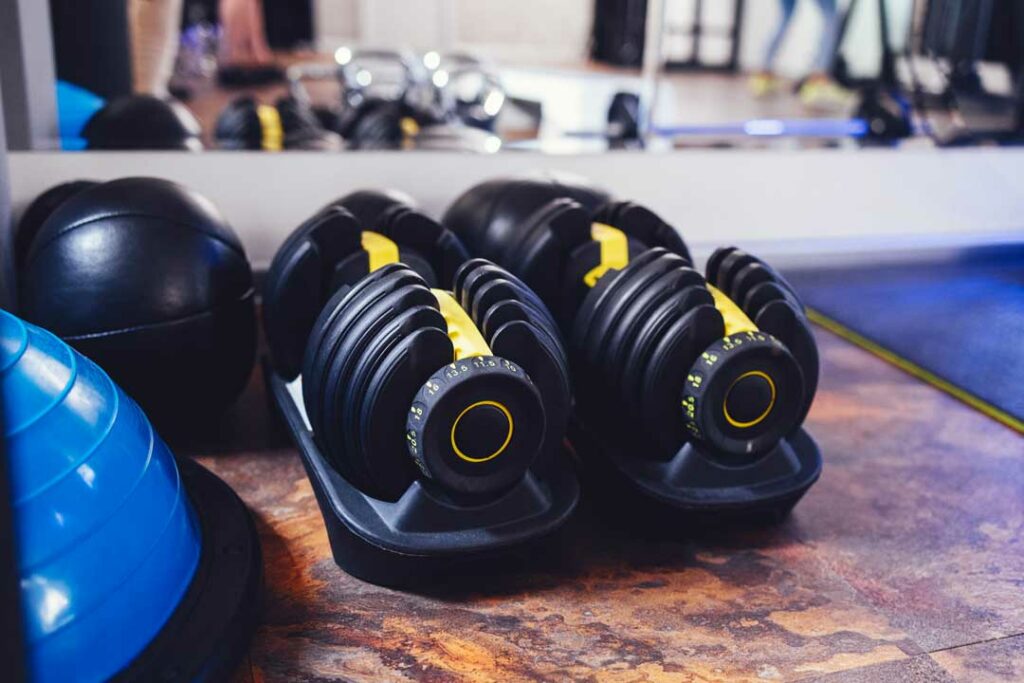 Adjustable dumbbells for home workouts