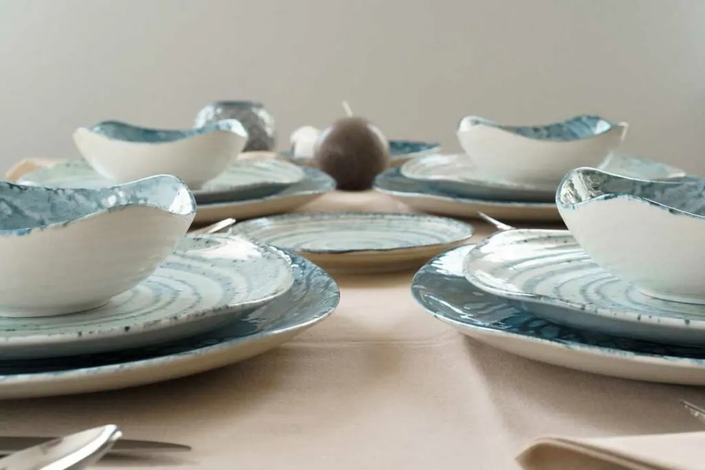 How to Style Porcelain Dinnerware