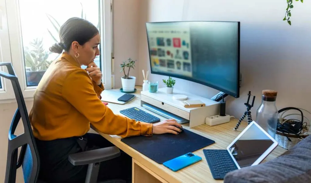 Modern Home Office Layout