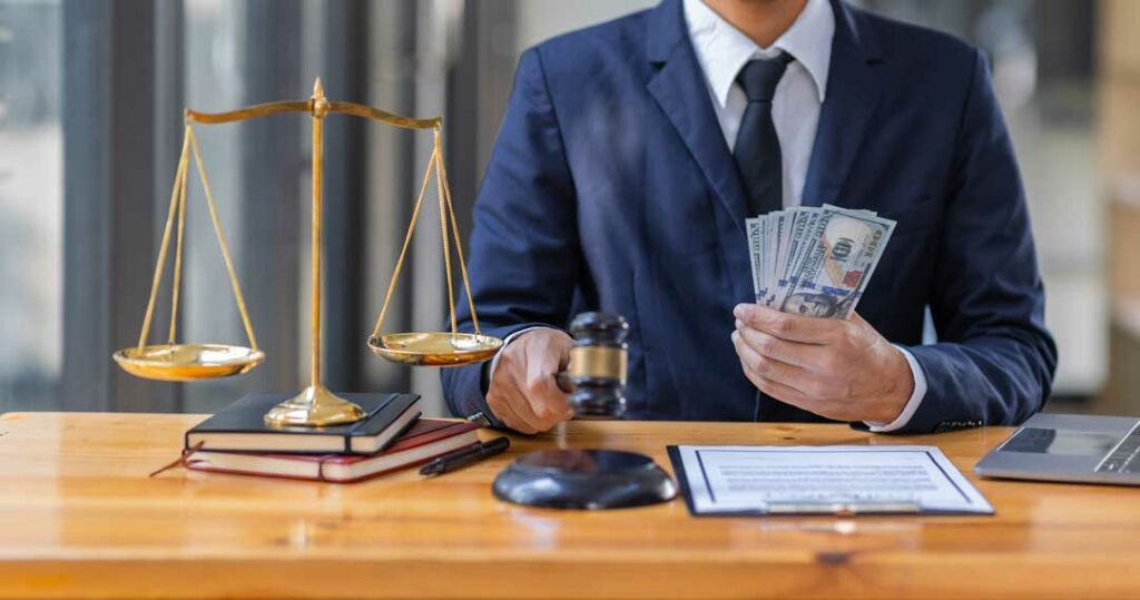 fraud and embezzlement defense lawyer