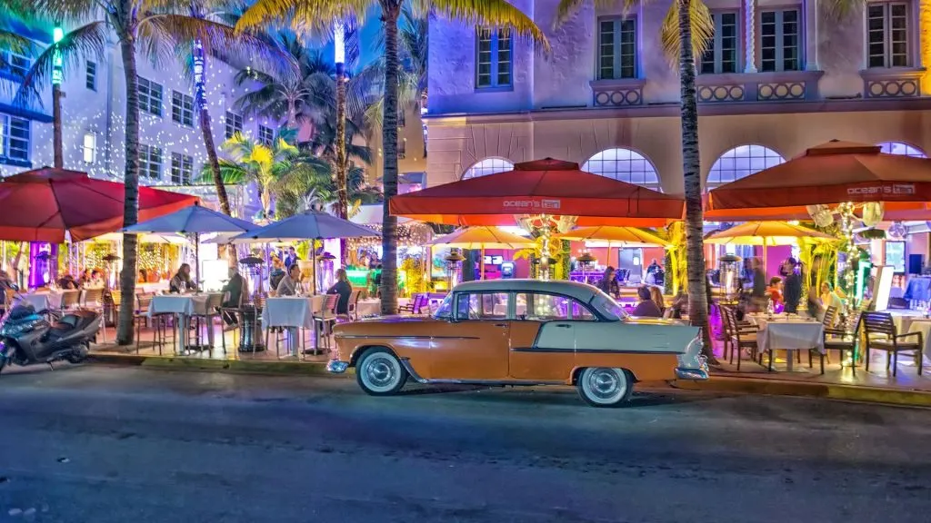 Ocean Drive , Miami landmarks for photography