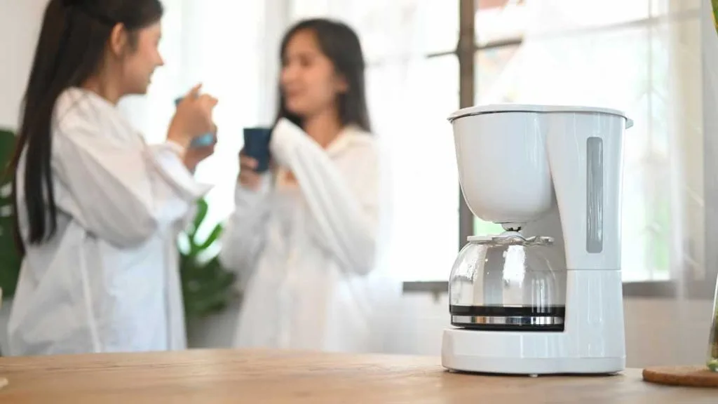 Safe coffee makers for home brewing